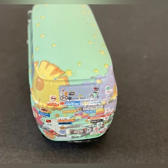 Mattel Disney Pixar Cars 3 Fillmore VW Bus Hippie Love Peace Volkswagen Van - Picture 6 of 10